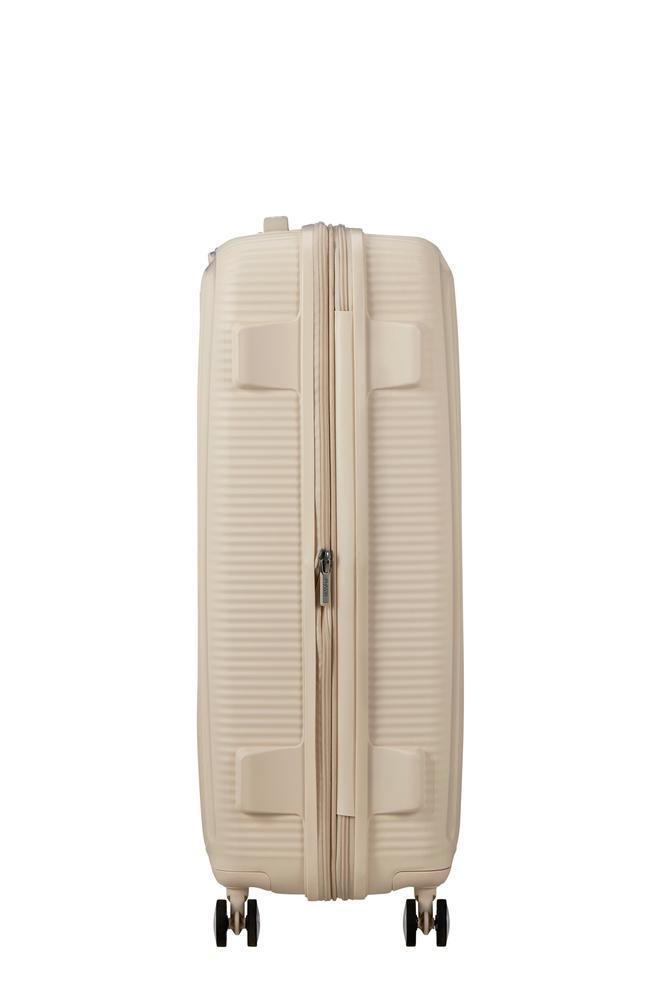 American Tourister Soundbox eksbanderende medium koffert 67 cm Coconut Sand-Harde kofferter-BagBrokers