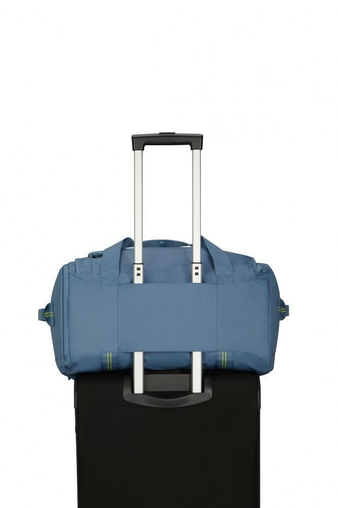 American Tourister Trailgo Duffel bag Small Coronet Blue-Bagger-BagBrokers