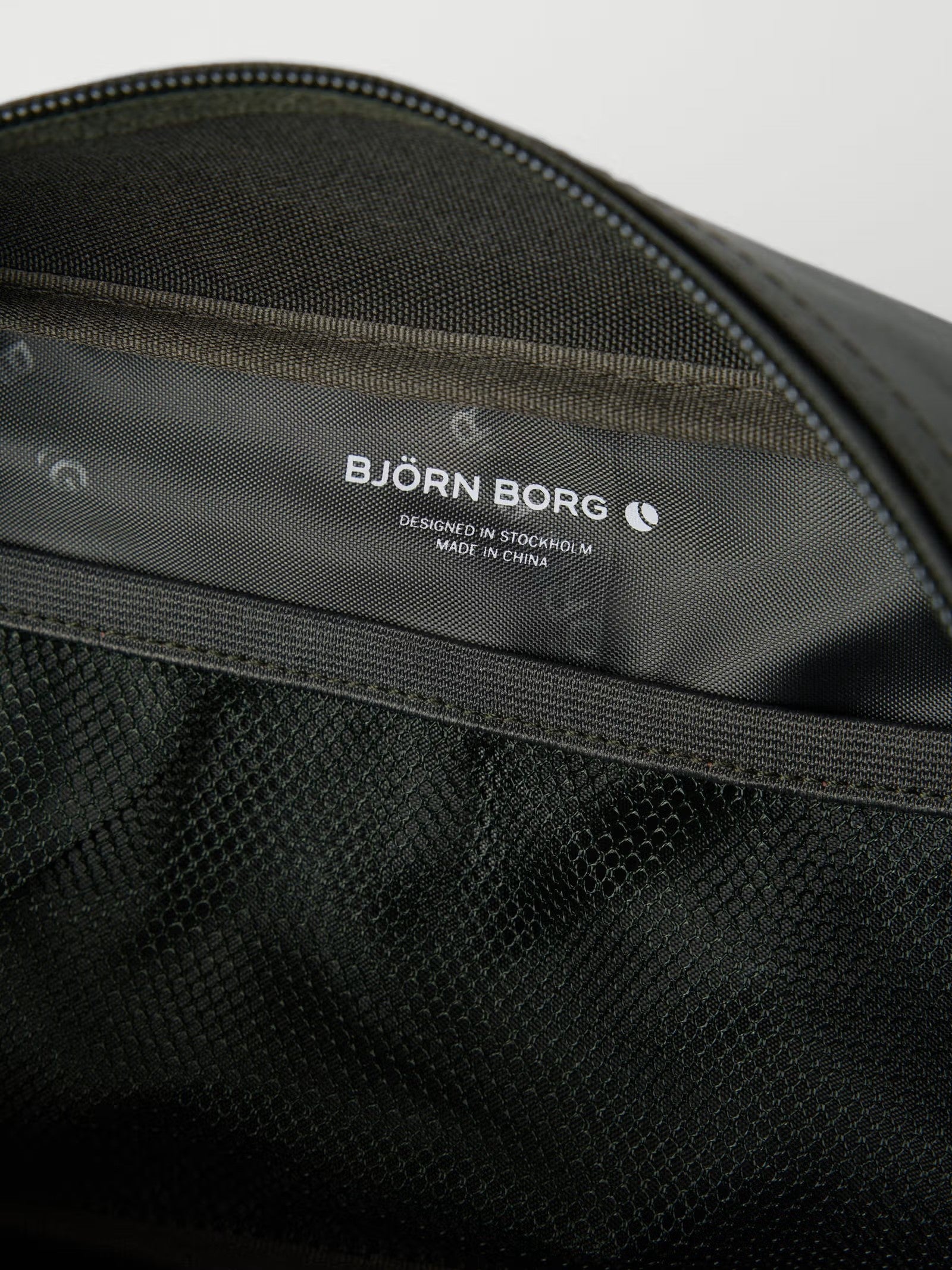 Bjørn Borg Duffle toalettmappe Forest Night-Toalettmappe-BagBrokers