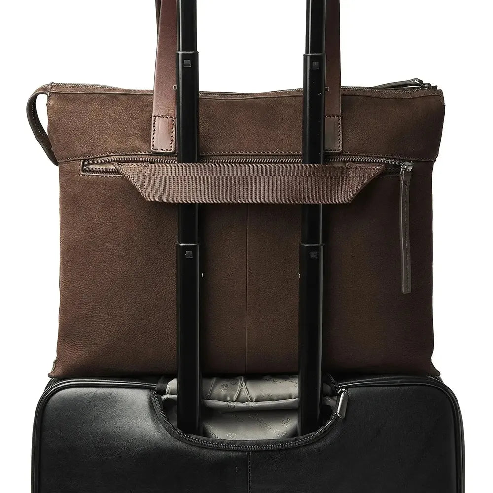 Castelijn & Beerens Nubuck Shoulderbag 15.6" RFID Mocca-Veske-BagBrokers