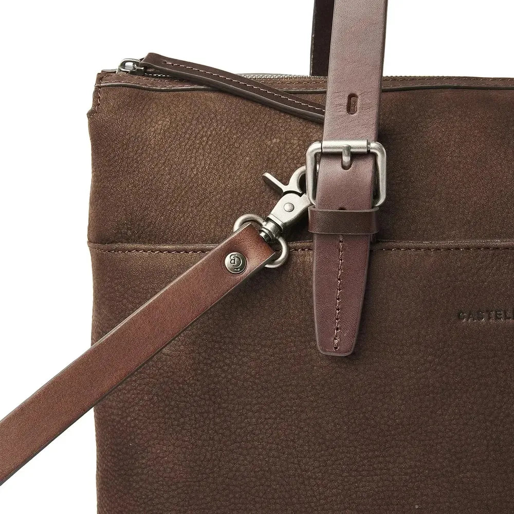 Castelijn & Beerens Nubuck Shoulderbag 15.6" RFID Mocca-Veske-BagBrokers