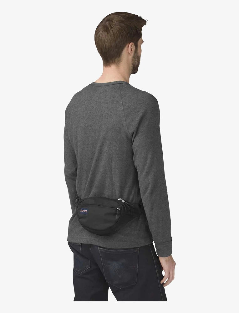 JanSport Fifth Avenue midjeveske Black-Rumpetaske-BagBrokers