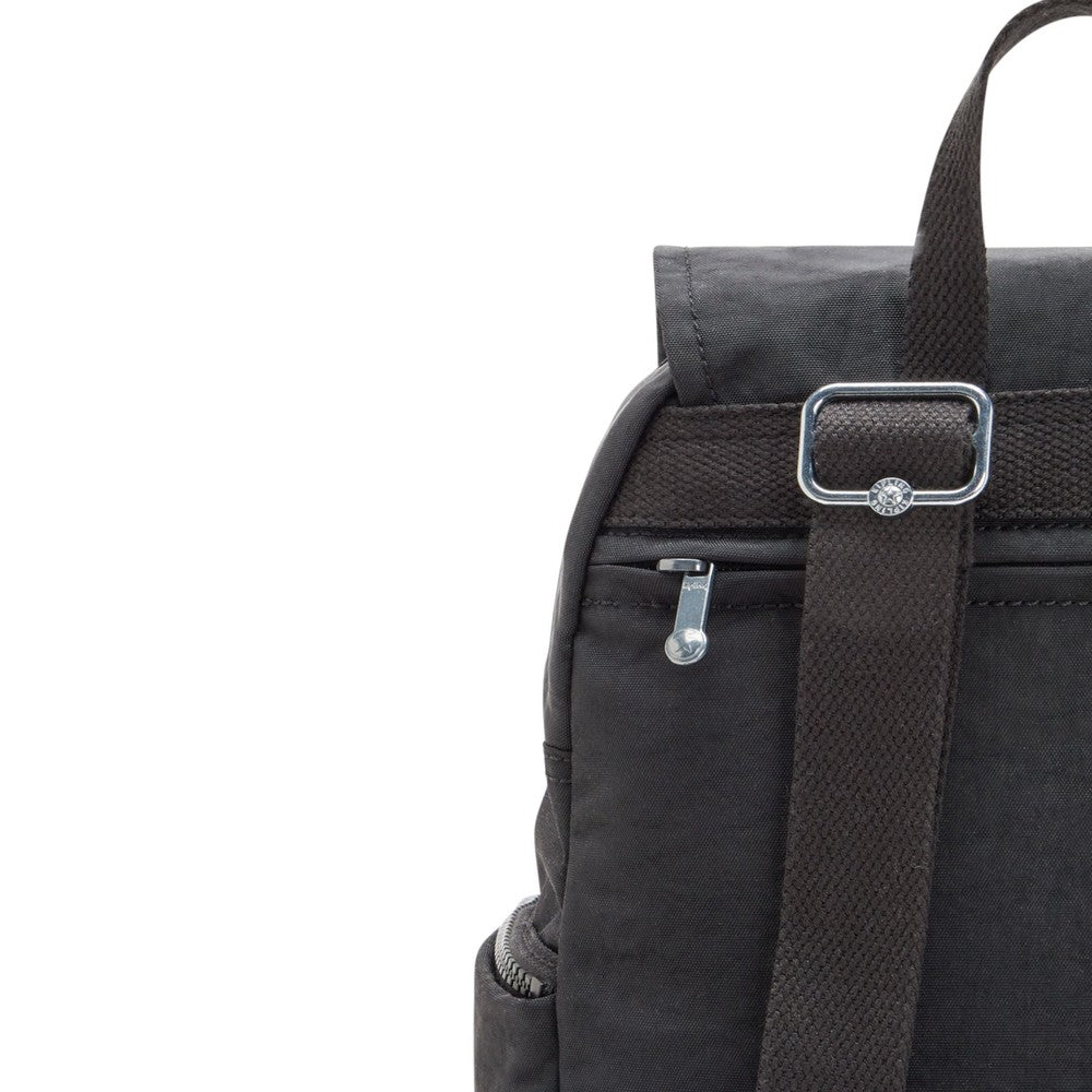 Kipling City Zip liten ryggsekk Black Noir-Ryggsekker-BagBrokers