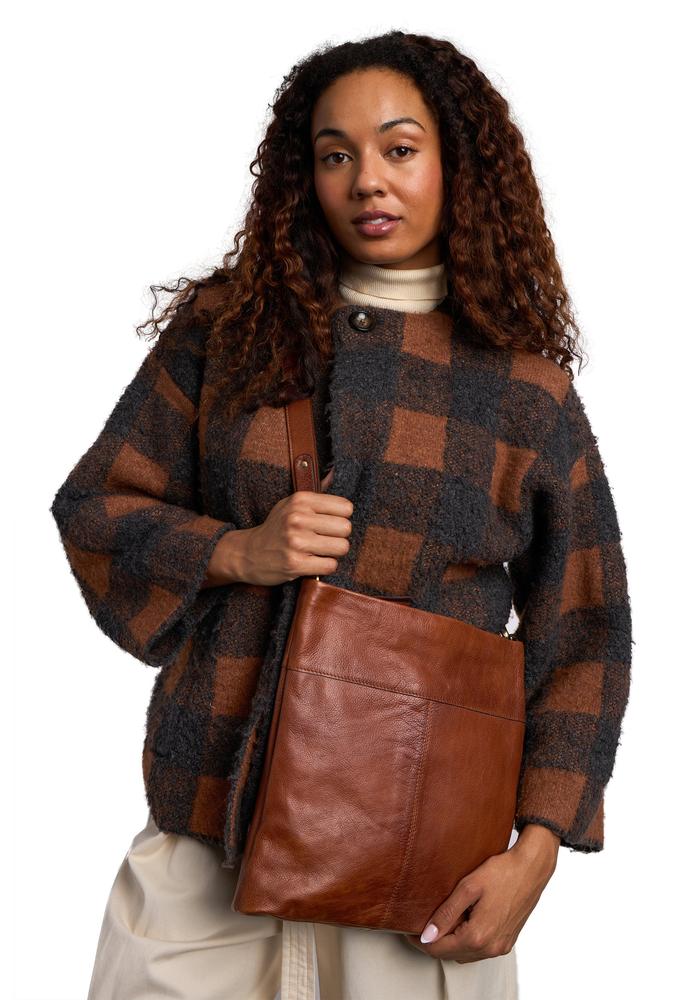 RE:DESIGNED EST 2003 Olea Big Crossover veske i skinn Walnut-Veske-BagBrokers