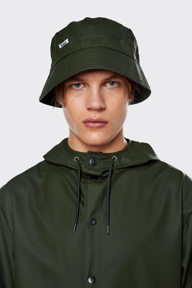 Rains Bucket Hat str M Green-Ryggsekker-BagBrokers