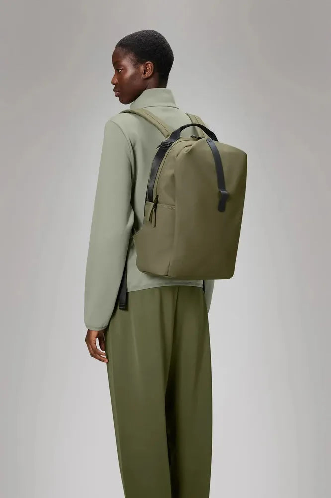 Rains Clip Front Backpack W3 Marsh-Ryggsekker-BagBrokers