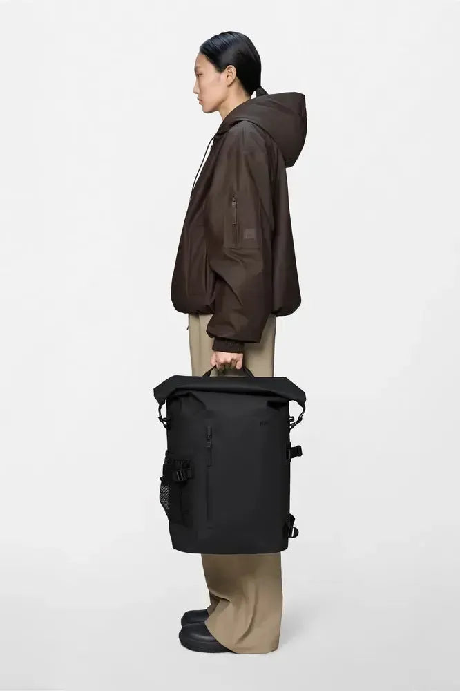 Rains Deepwater Rolltop Rucksack Large Black-Ryggsekker-BagBrokers