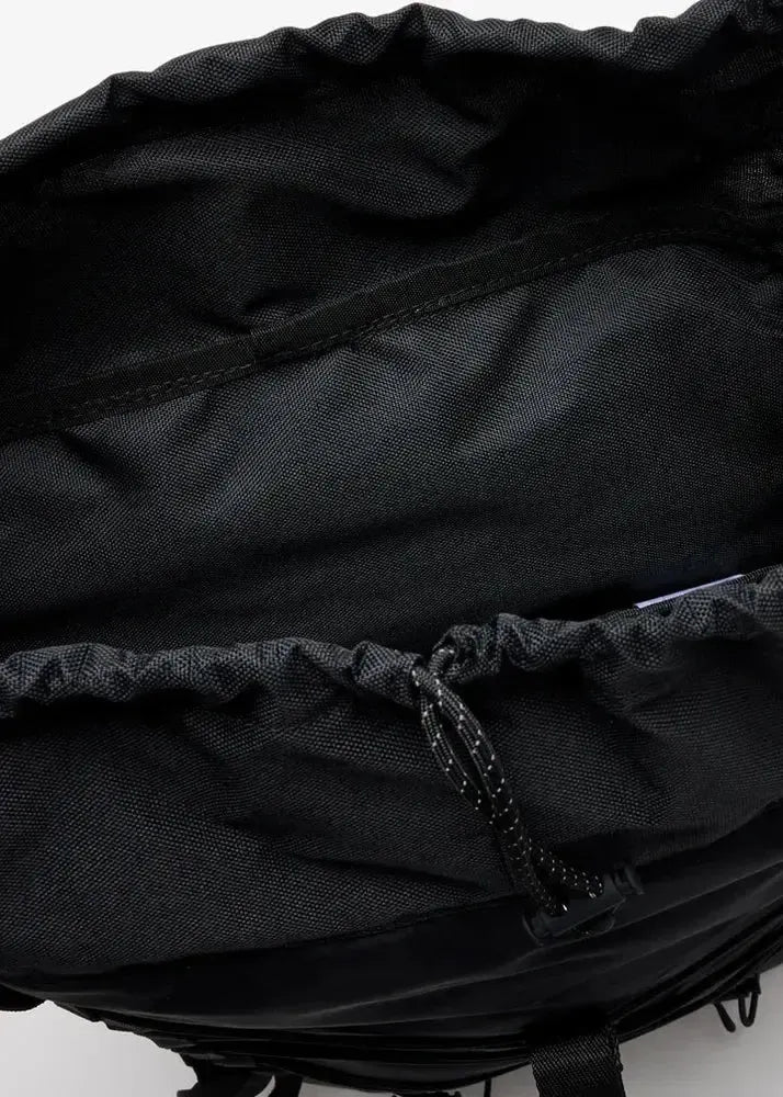Rains Niseko Trail Backpack W3 Black Onyx-Ryggsekker-BagBrokers