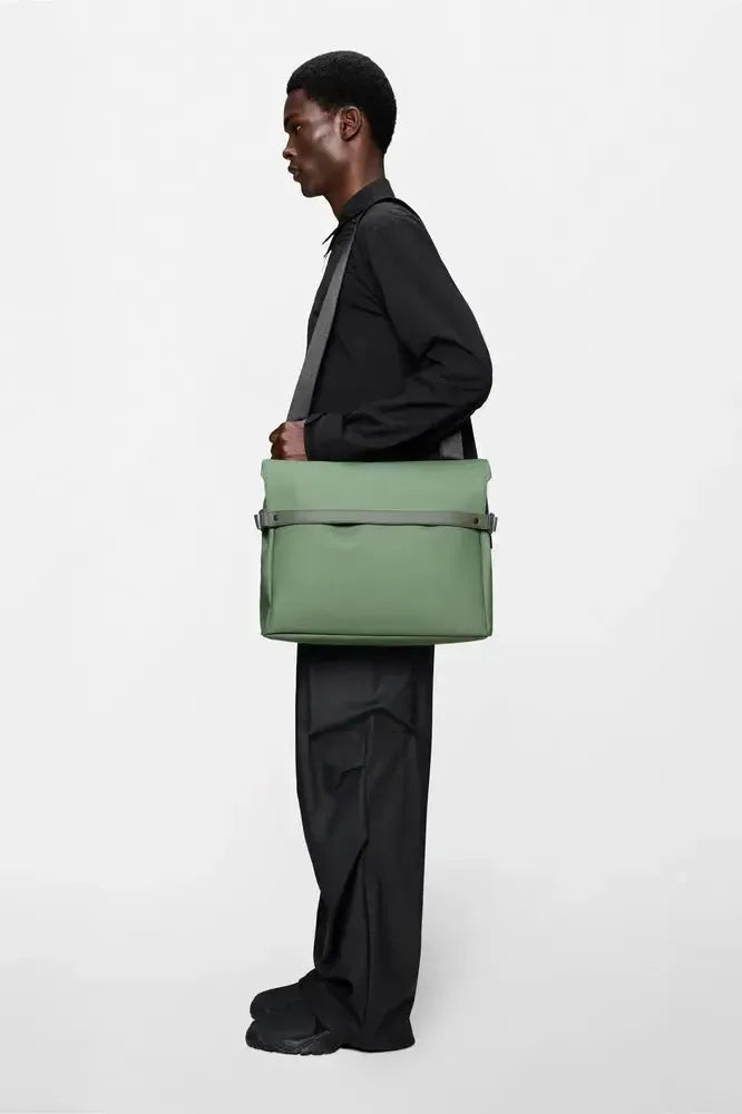 Rains OTG Messenger Bag Well-PC-veske-BagBrokers