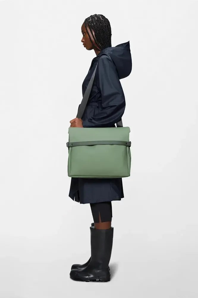 Rains OTG Messenger Bag Well-PC-veske-BagBrokers