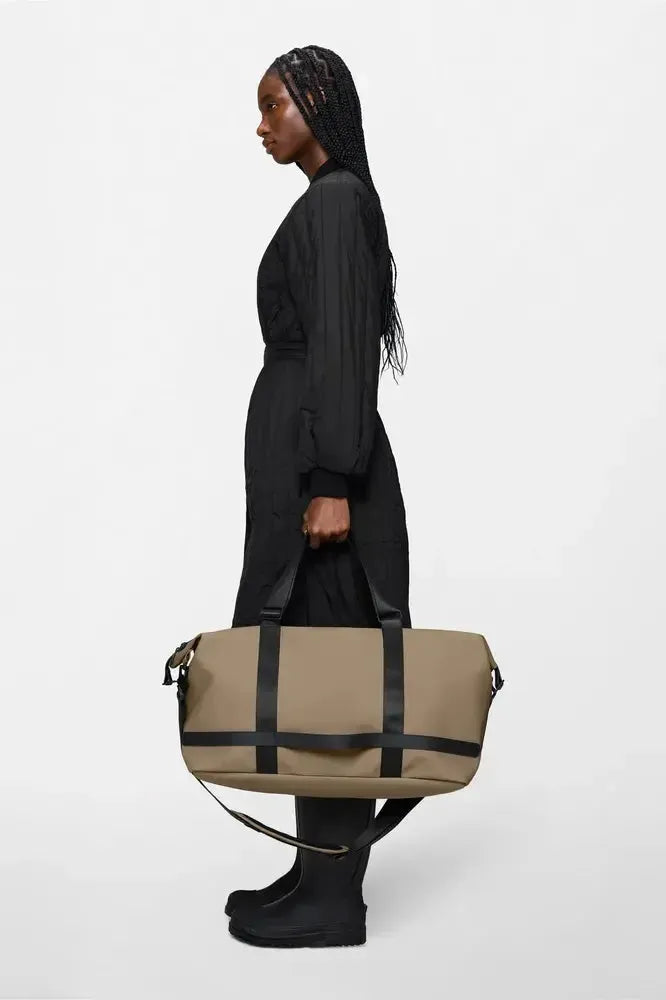 Rains OTG Weekend Bag Beige-Bagger-BagBrokers