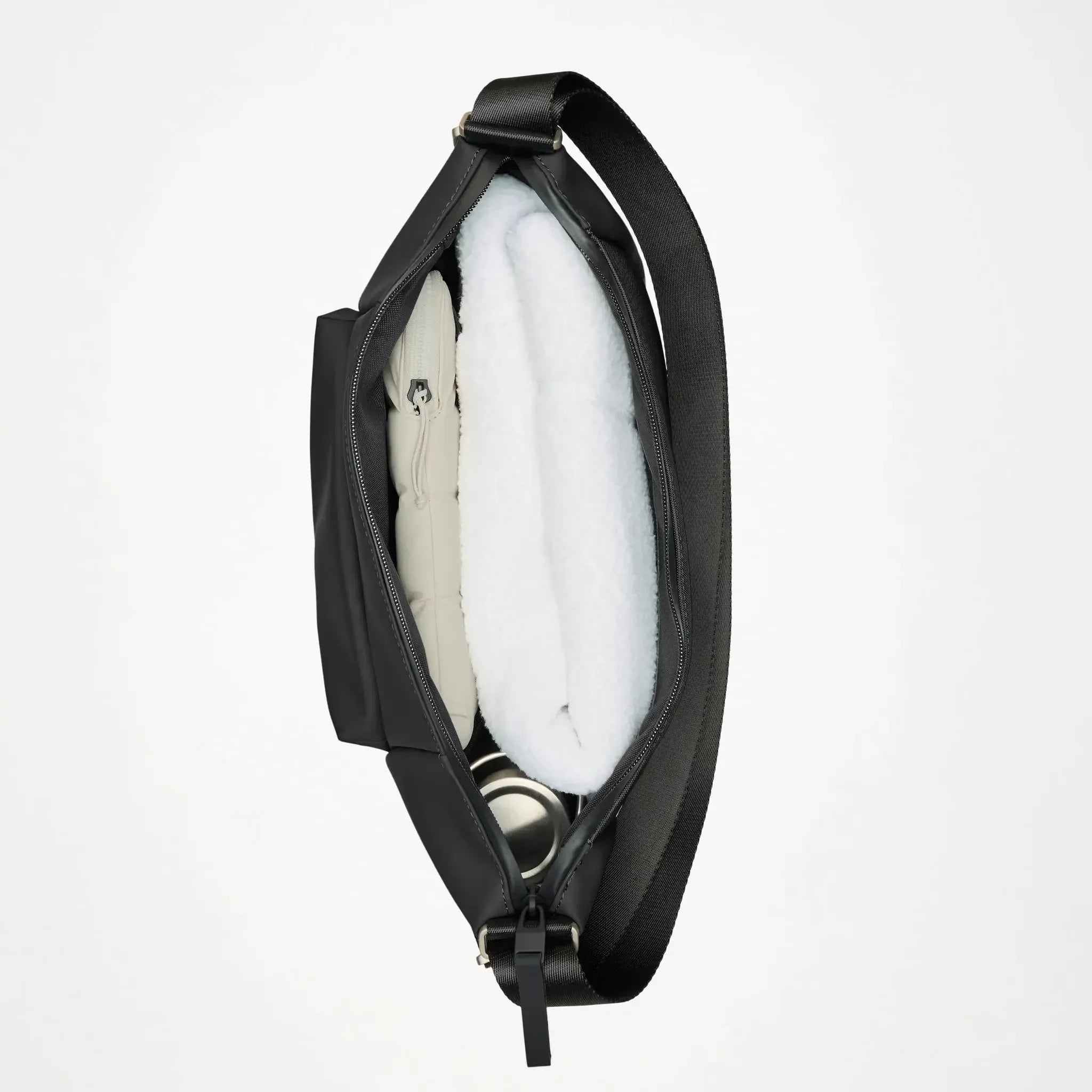 Rains Otaru Hobo Backpack Black-sekk-BagBrokers