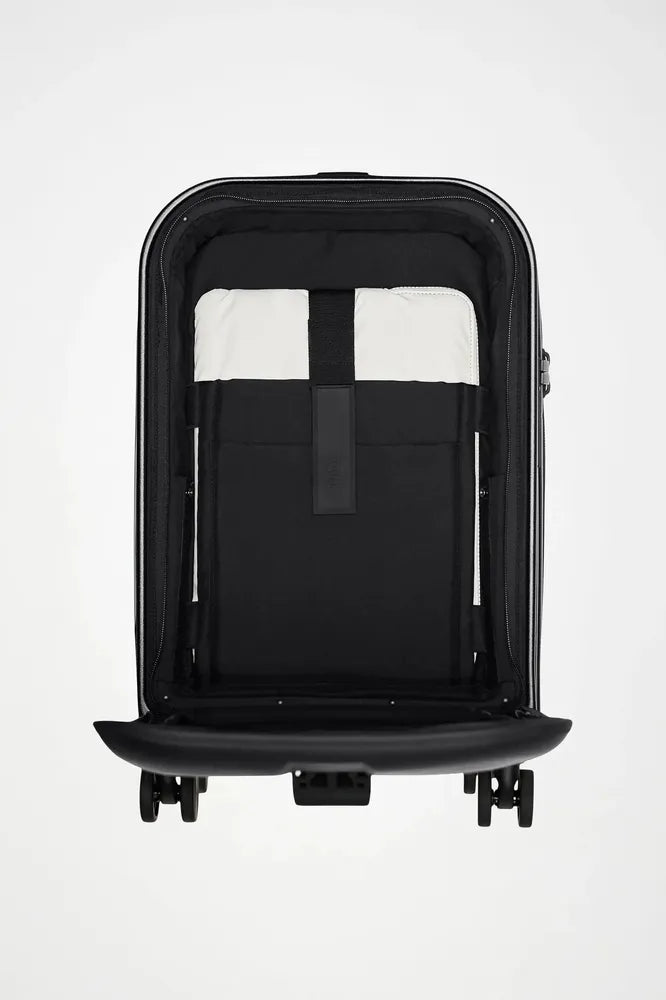 Rains Texel Cabin Trolley W3 med Pc-lomme og 4 hjul 45 liter Blue Dusk-Harde kofferter-BagBrokers
