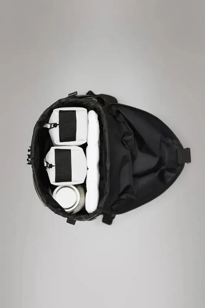 Rains Valera Bucket Backpack W3 Black-Ryggsekker-BagBrokers
