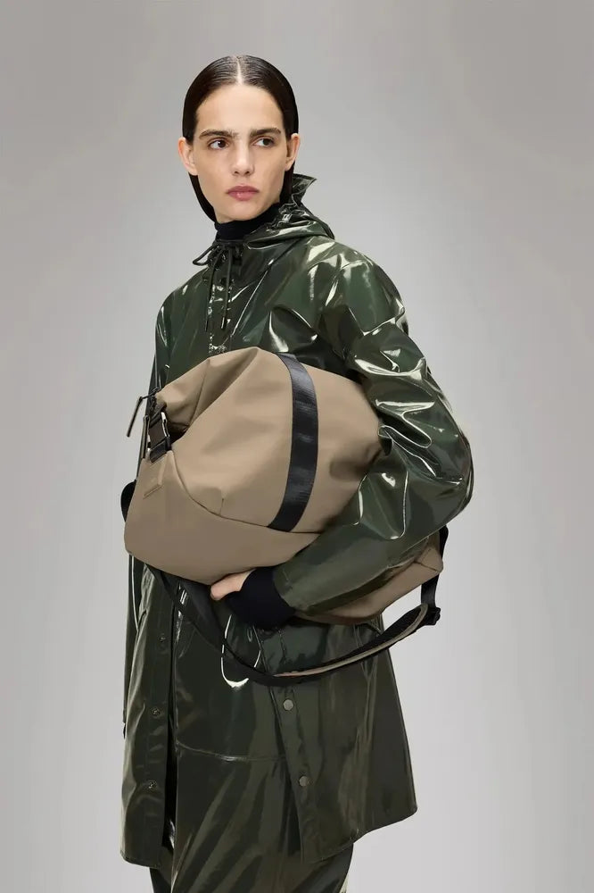 Rains Valera Weekend Bag Small Beige-Bagger-BagBrokers