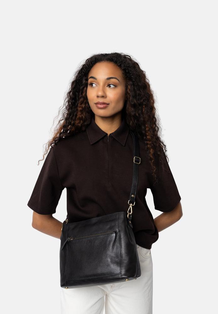 Re:Designed by dixie Myra Small skulderveske i skinn Black-Damevesker-BagBrokers