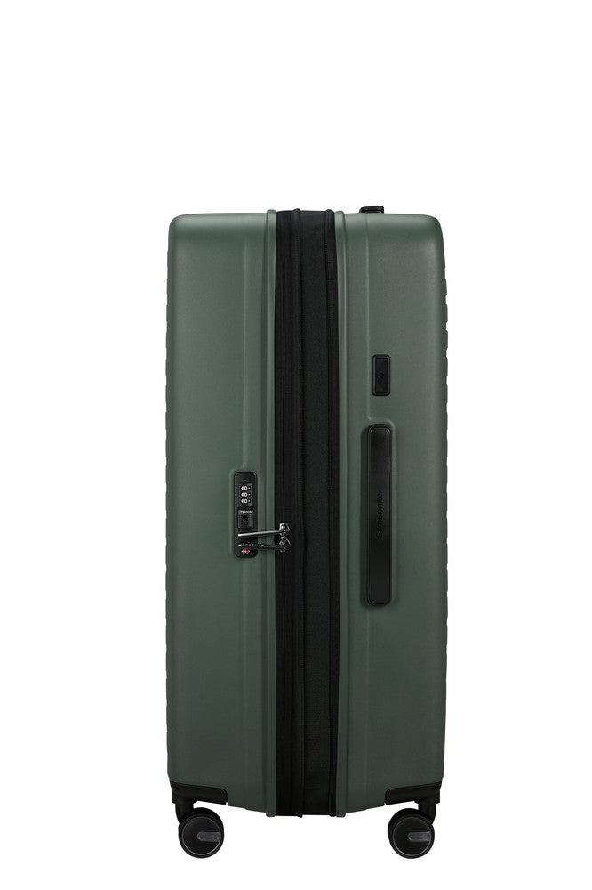 Samsonite RESTACKD utvidbar stor koffert 75 cm Sage-Harde kofferter-BagBrokers