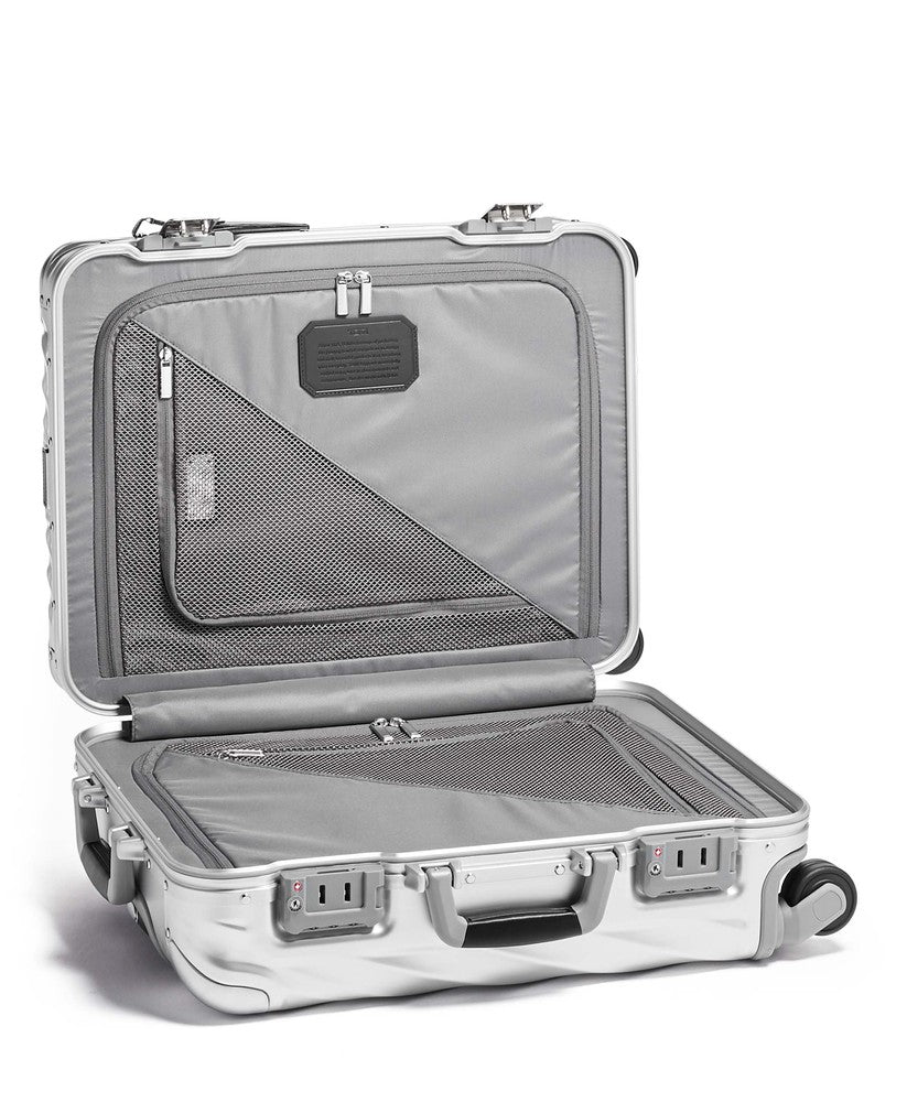 Tumi 19 Degree Aluminium Continental Carry-On 56 cm-Harde kofferter-BagBrokers