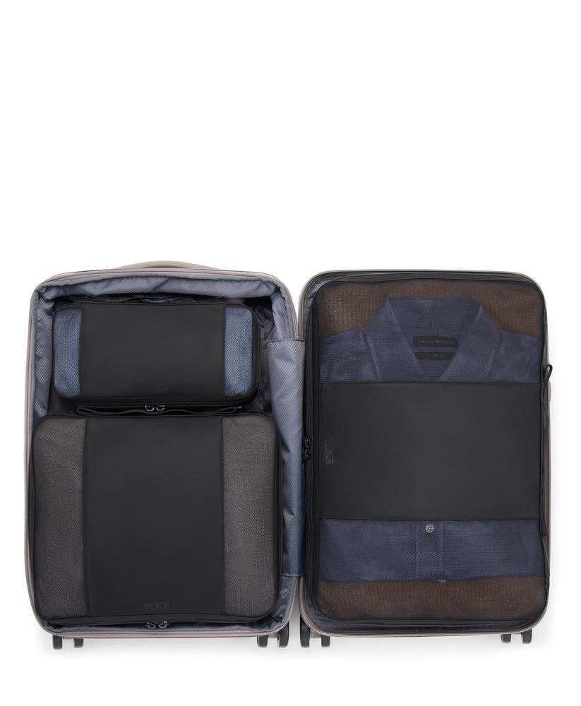 Tumi 19 Degree International Expandable Carry-On 55 cm Wine-Harde kofferter-BagBrokers