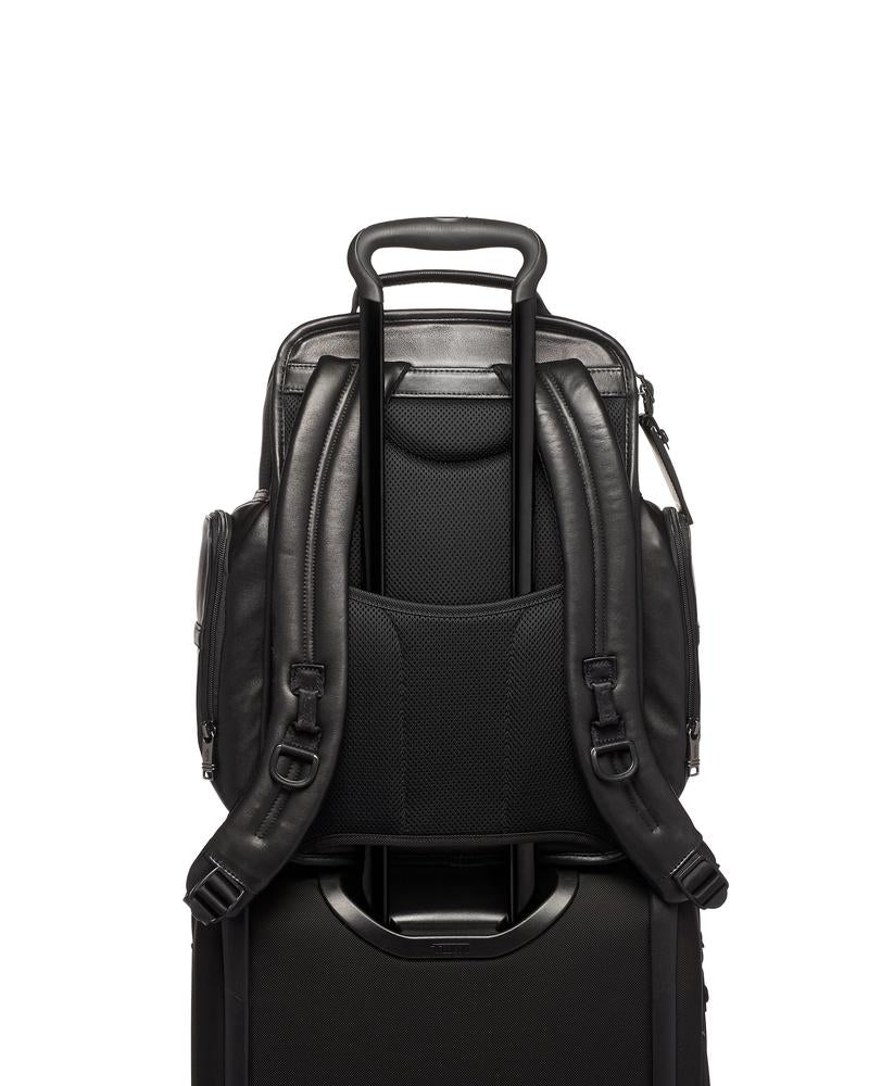 Tumi Alpha 3 Brief Pack Black Leather-Ryggsekker-BagBrokers