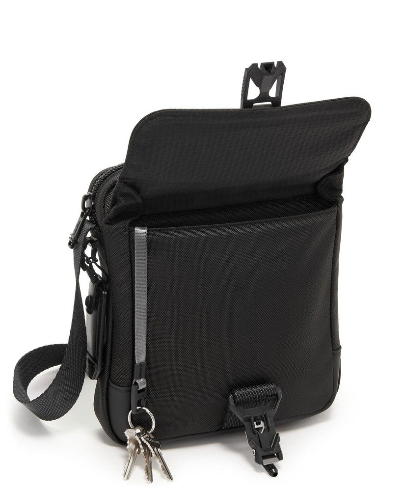 Tumi Alpha Bravo Junior Crossbody Black-Veske-BagBrokers