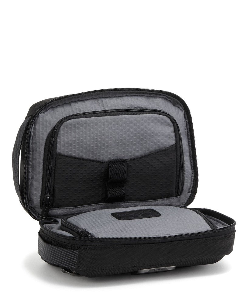 Tumi Alpha Bravo Response Travel Kit Black-Toalettmappe-BagBrokers