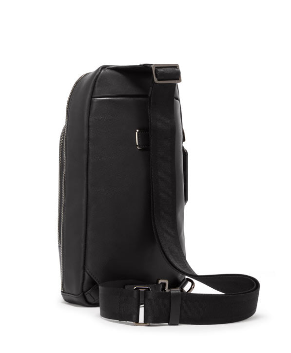 Tumi Harrison Gregory Sling Black Bombe-Veske-BagBrokers