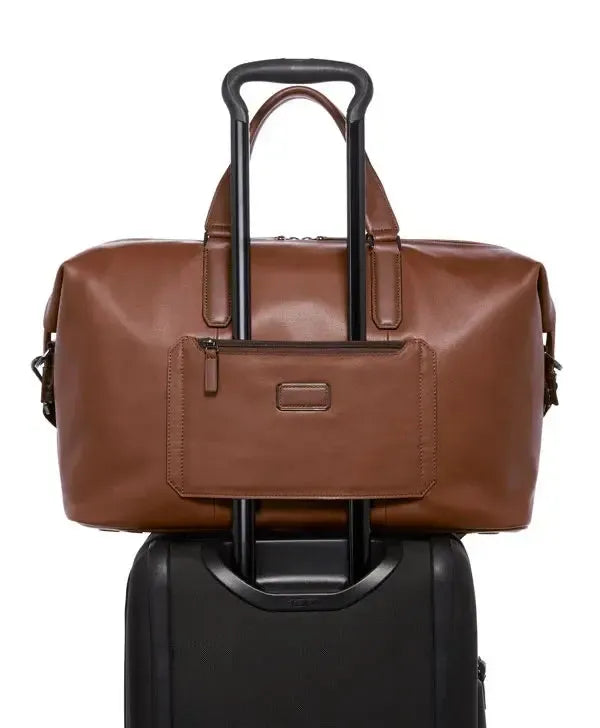 Tumi Harrison Nelson Duffel i skinn Cognac-Bagger-BagBrokers