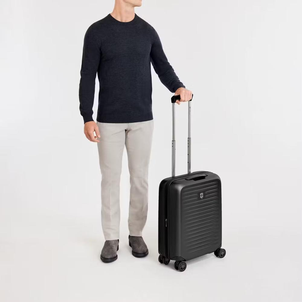 Victorinox Airox Advanced Global Carry On Utvidbar Taupe Brown-Harde kofferter-BagBrokers