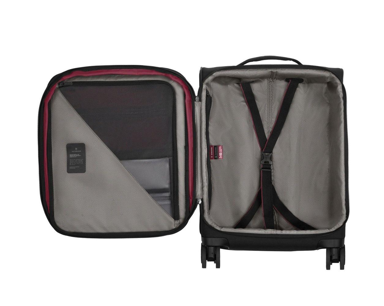 Victorinox Crosslight Frequent Flyer Softside Carry-On Kabin Koffert 2,9 kg 39 liter Sort-Myke kofferter-BagBrokers