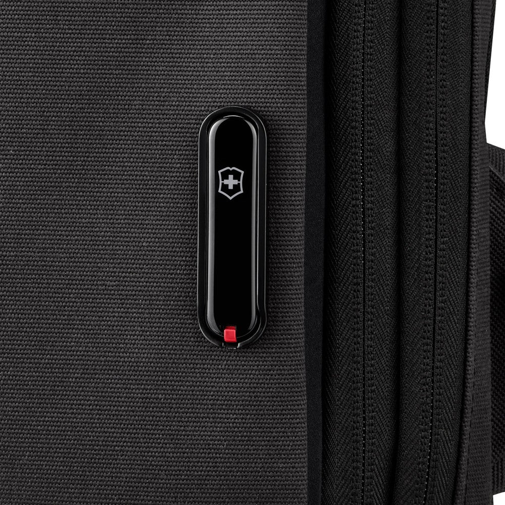 Victorinox Touring 2.0 Traveler Backpack Black-PC-sekk-BagBrokers