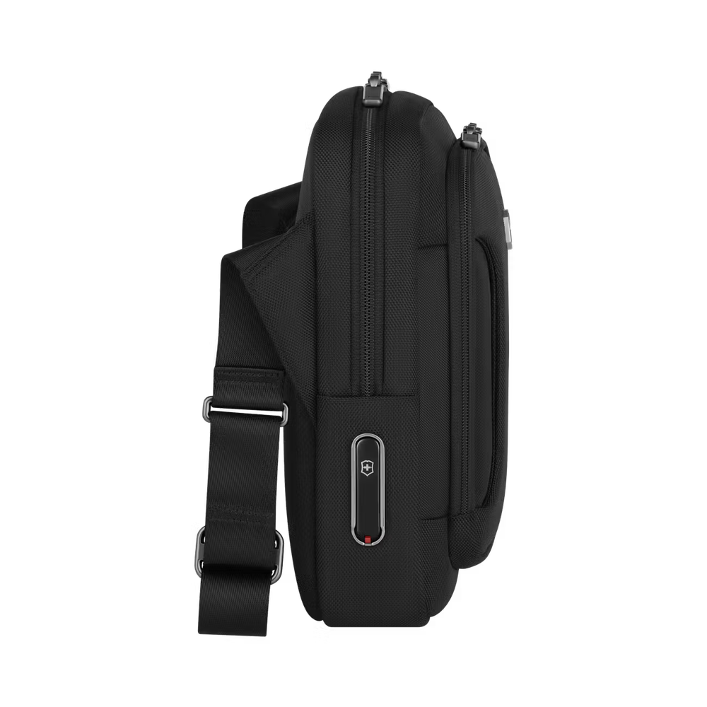 Victorinox Werks Traveler 7.0 Crossbody Bag Black-Veske-BagBrokers