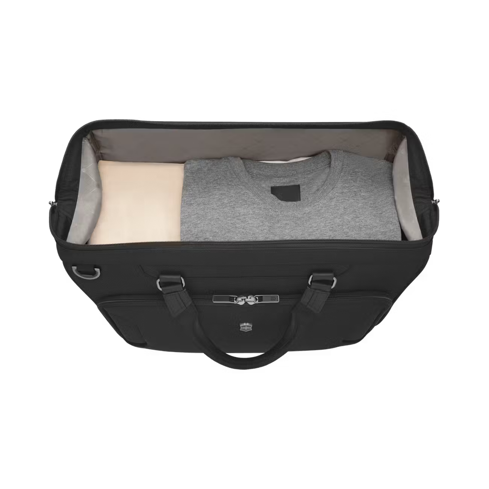 Victorinox Werks Traveler 7.0 Weekender Bag Black-Bagger-BagBrokers