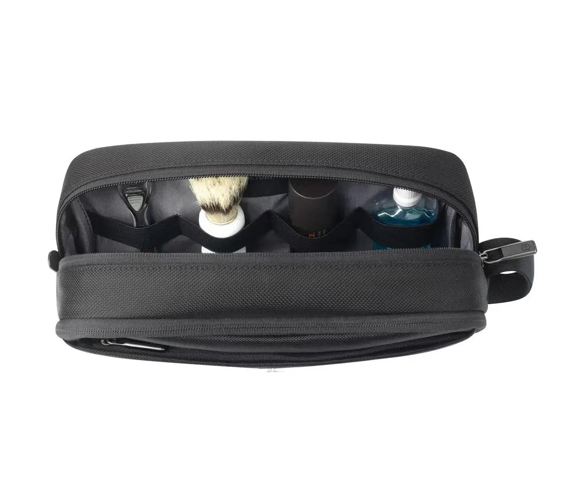 Victorinox liten toalettmappe med antibakterielt fór Svart-Toalettmappe-BagBrokers