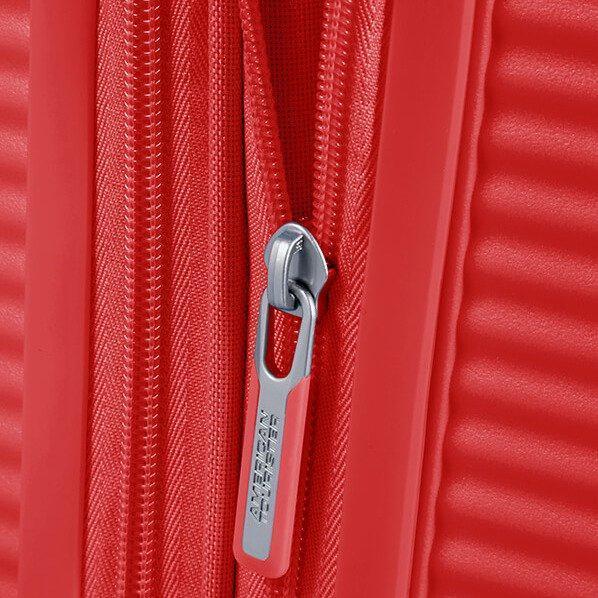 American Tourister Soundbox Ekspanderende Medium Koffert 67 cm Coral Red-Harde kofferter-BagBrokers