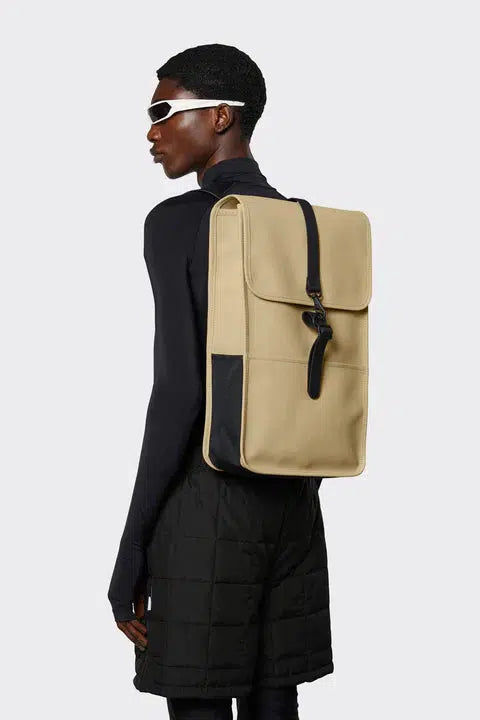 Rains Backpack Sand-Ryggsekker-BagBrokers