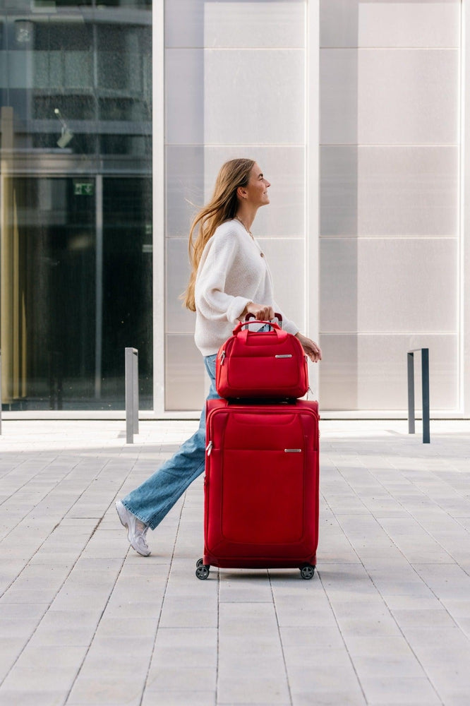 Samsonite D'Lite lett myk utvidbar medium koffert 71 cm Chili Red-Myke kofferter-BagBrokers
